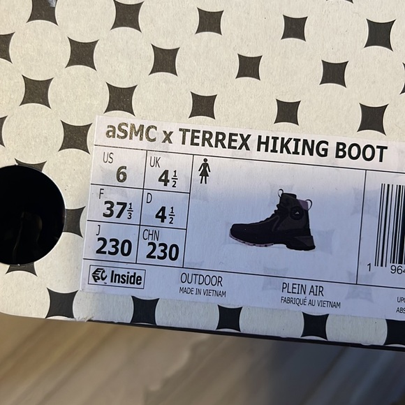 Adidas by Stella McCartney Hiking Boots - Picture 8 of 9